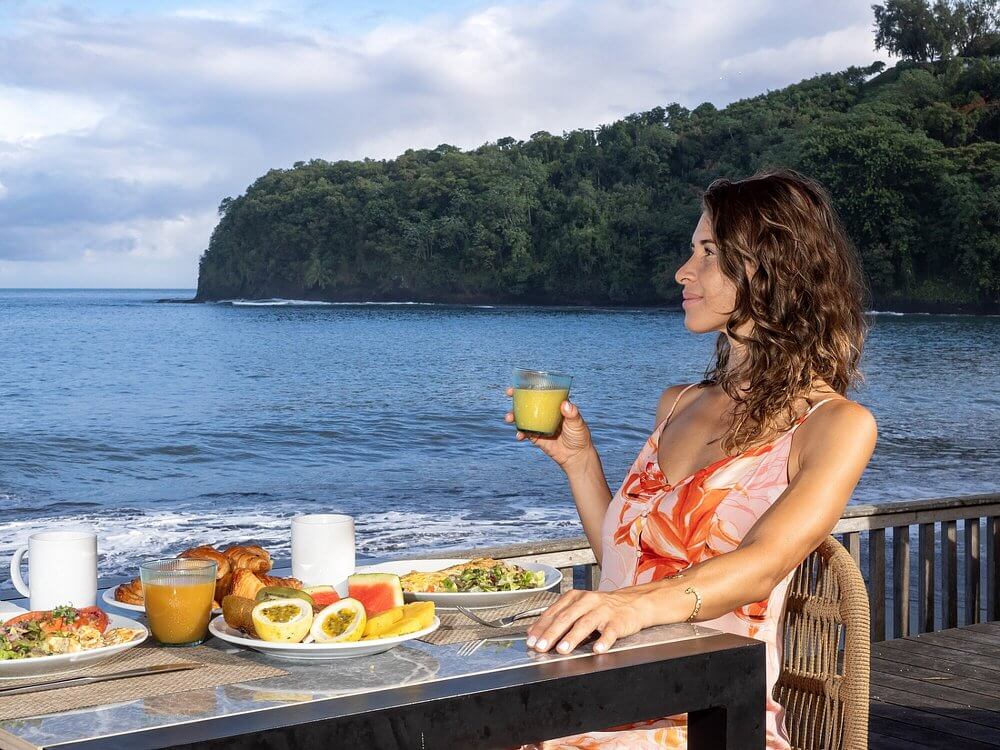 hiti-mahana-rearl-resorts-terrasse-arue-tahiti.jpeg (144 KB)